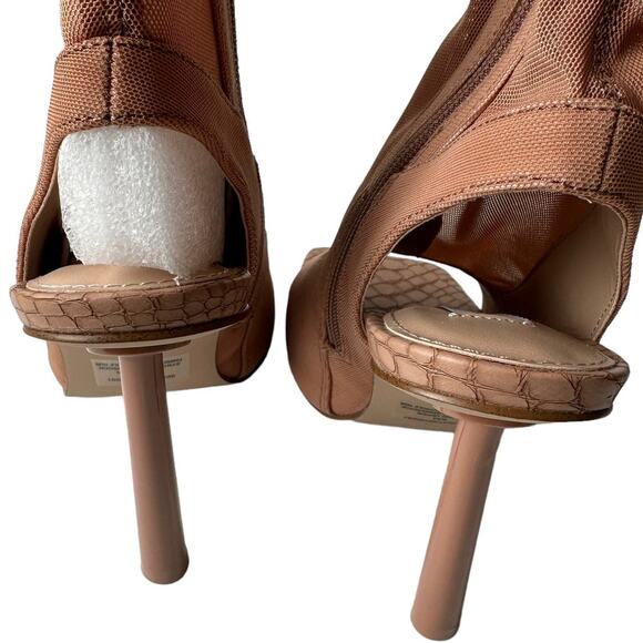 Steve Madden Boots Beverley Blush Mesh Nude Pink Over Knee Boot Women's Size 6 - Picture 8 of 11